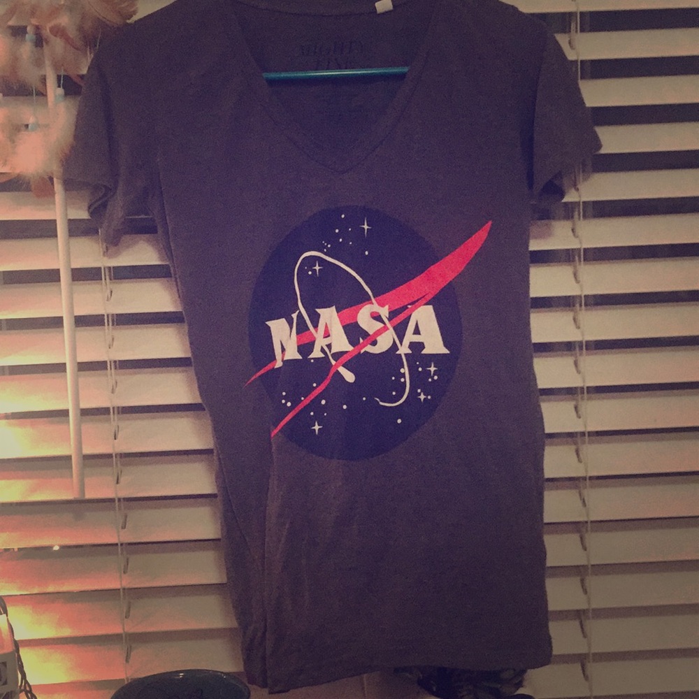 Gray NASA T-shirt
